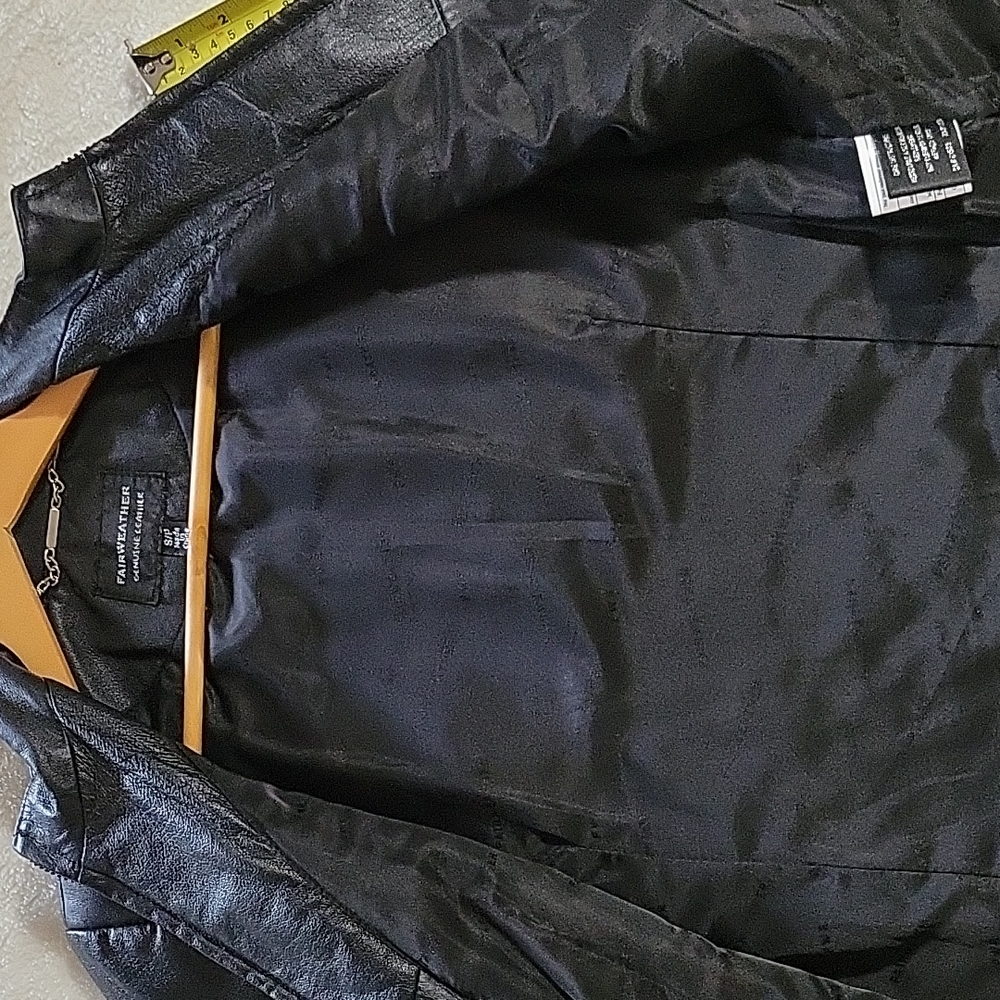VINTAGE GENUINE LEATHER JACKET - Picture 16 of 16